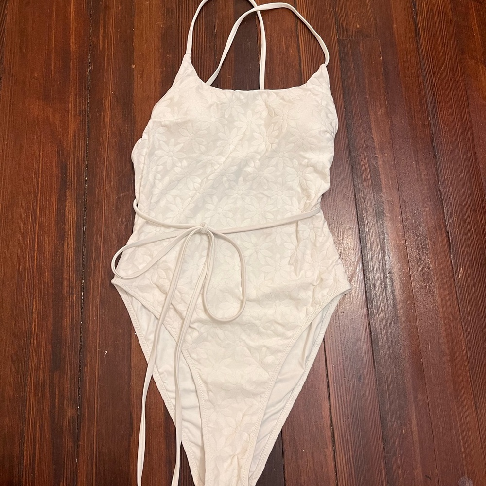 Berlook Tie One-Piece Bathing Suit - size S